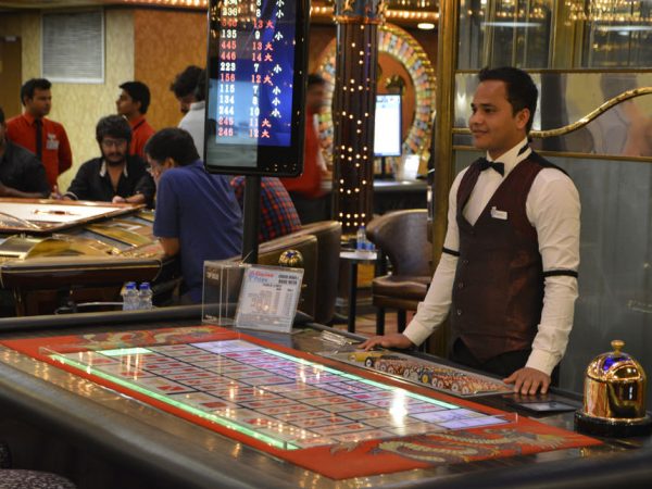 Things to Consider While You Play Casino Slots Online