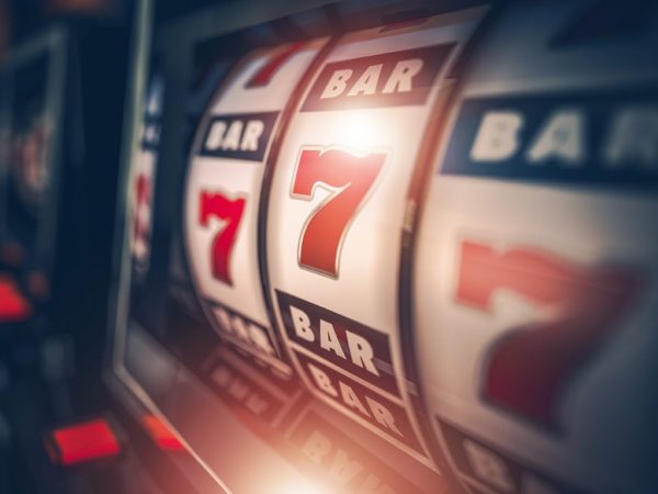 How does normal slot gambling machines work?