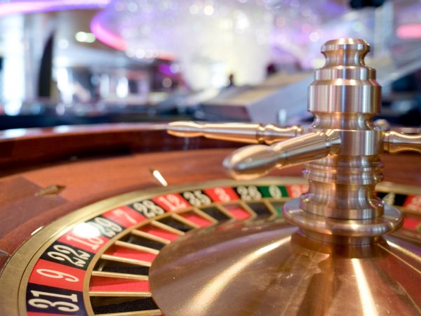 Good Reasons to Play Casino Games Online